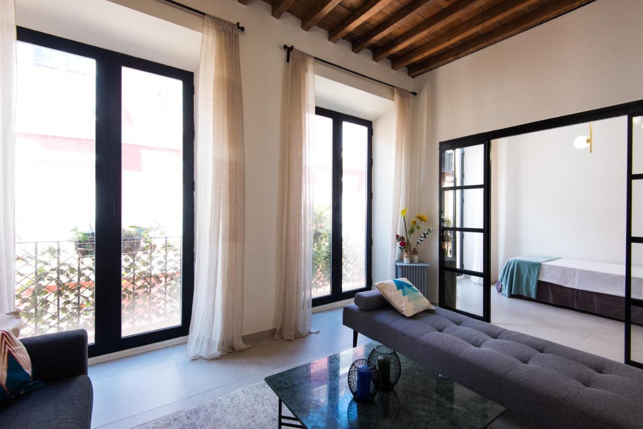 Malaga Tour Apartment- Elegance & Confort In The Historic Center 外观 照片